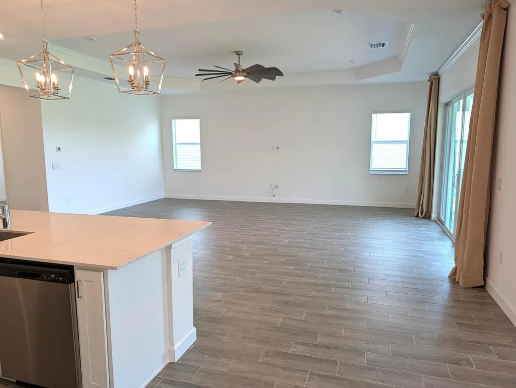 1332 SE Willow Oaks Street Port St Lucie FL 34984