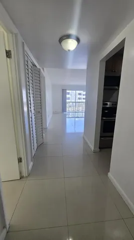 15221 NE 6th Avenue Miami FL 33162