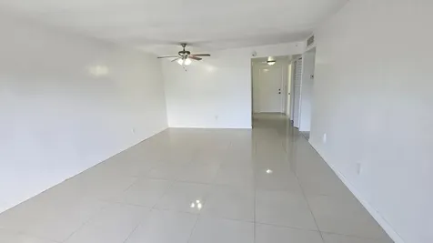 15221 NE 6th Avenue Miami FL 33162