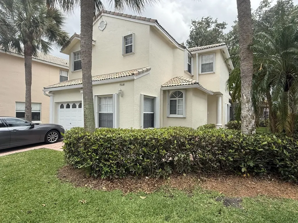 7218 Panache Way Boca Raton FL 33433