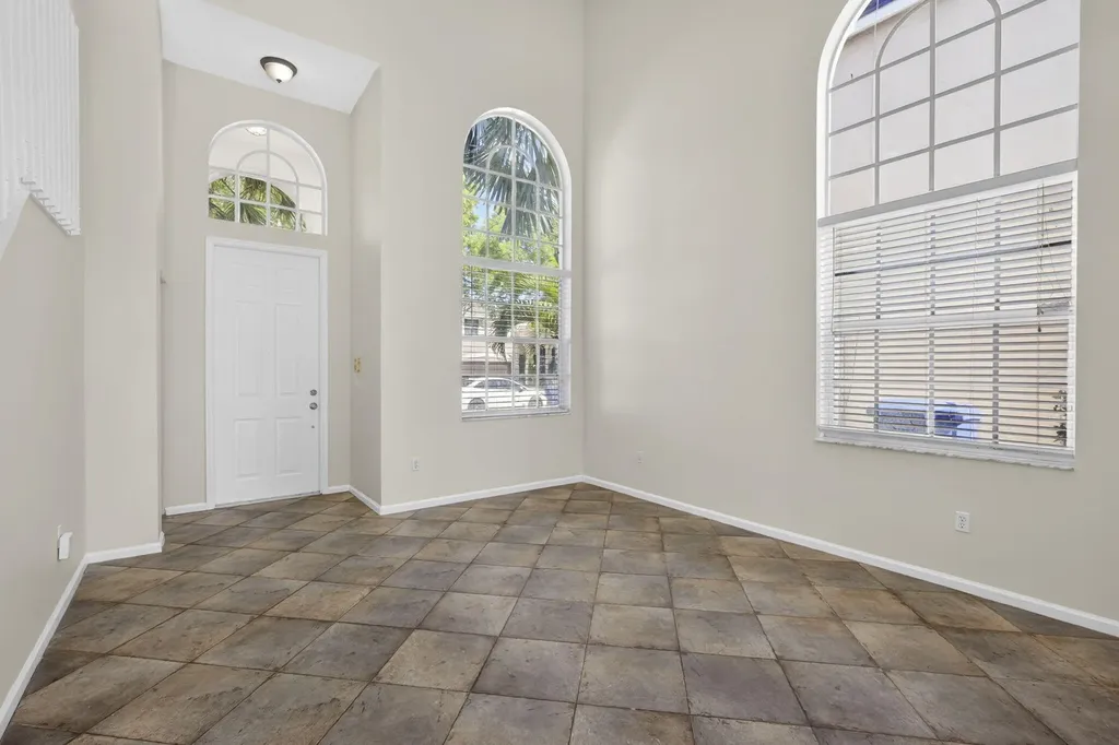 1104 Oakwater Drive Royal Palm Beach FL 33411