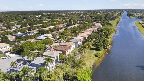 1104 Oakwater Drive Royal Palm Beach FL 33411
