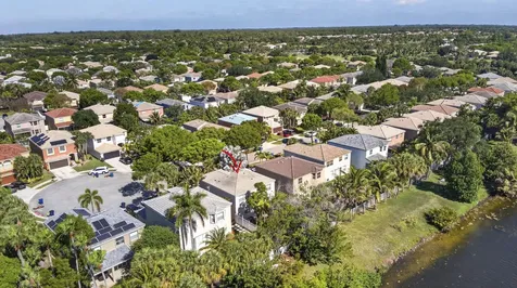 1104 Oakwater Drive Royal Palm Beach FL 33411