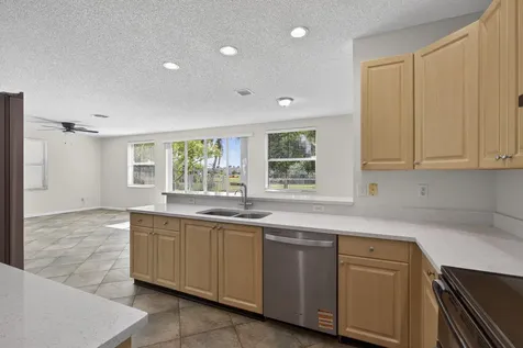 1104 Oakwater Drive Royal Palm Beach FL 33411