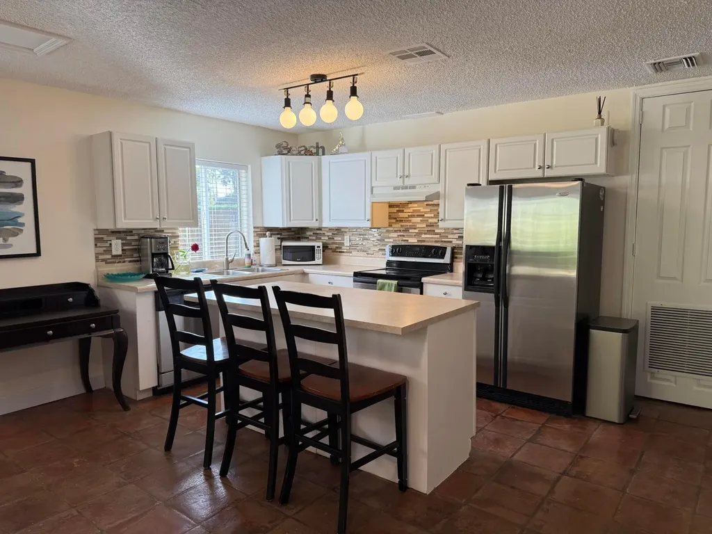 801 NE 2nd Avenue Delray Beach FL 33444