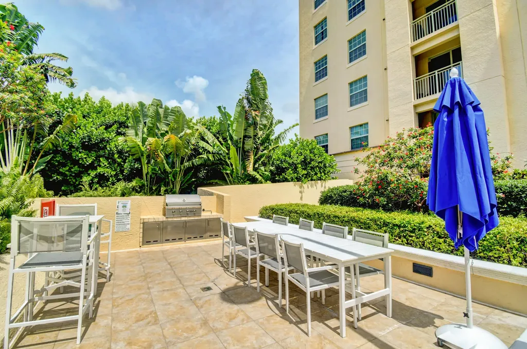610 Clematis Street West Palm Beach FL 33401