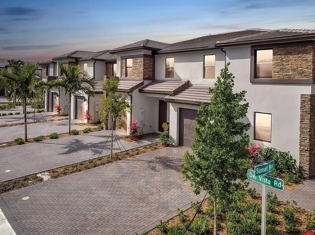 4074 Highland Oaks Drive Pompano Beach FL 33069