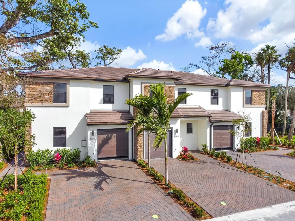 4074 Highland Oaks Drive Pompano Beach FL 33069