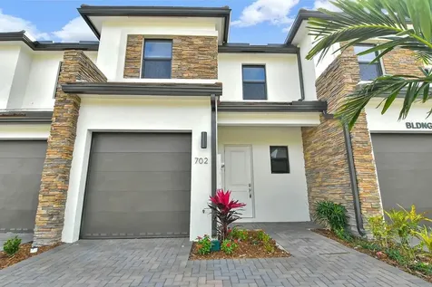 4074 Highland Oaks Drive Pompano Beach FL 33069
