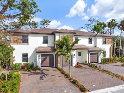 4074 Highland Oaks Drive Pompano Beach FL 33069