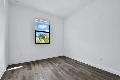4074 Highland Oaks Drive Pompano Beach FL 33069