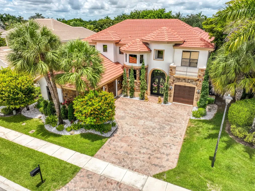 3581 Collonade Drive Wellington FL 33449