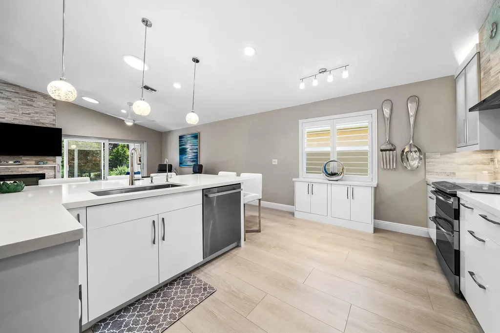 7262 Modena Drive Boynton Beach FL 33437