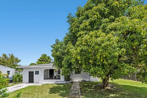 515 NW 88th Street El Portal FL 33150