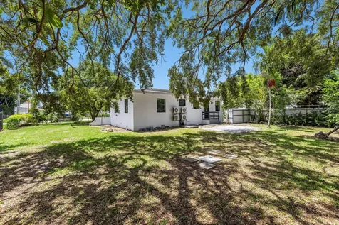 515 NW 88th Street El Portal FL 33150
