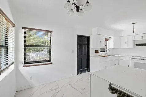 515 NW 88th Street El Portal FL 33150