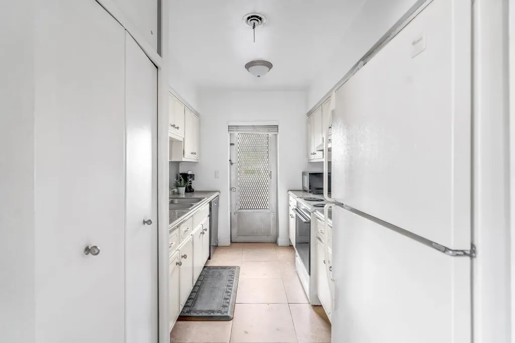 262 SE 9th Avenue Deerfield Beach FL 33441