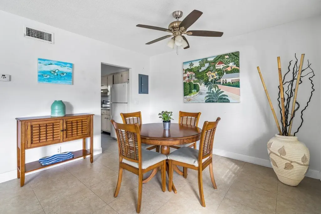 262 SE 9th Avenue Deerfield Beach FL 33441