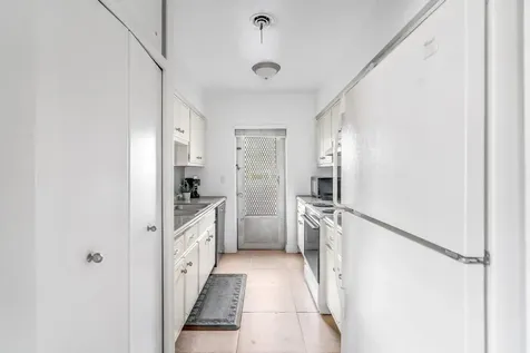 262 SE 9th Avenue Deerfield Beach FL 33441