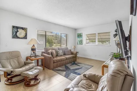262 SE 9th Avenue Deerfield Beach FL 33441