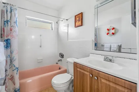 262 SE 9th Avenue Deerfield Beach FL 33441