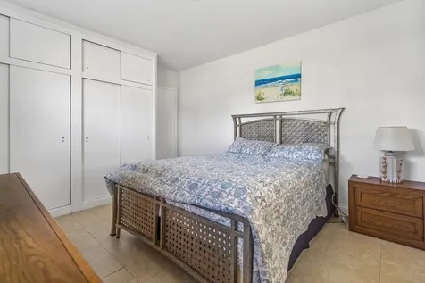 262 SE 9th Avenue Deerfield Beach FL 33441
