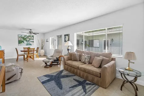 262 SE 9th Avenue Deerfield Beach FL 33441