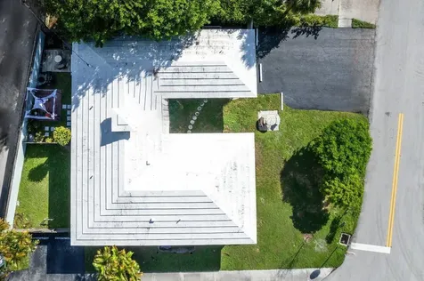 262 SE 9th Avenue Deerfield Beach FL 33441