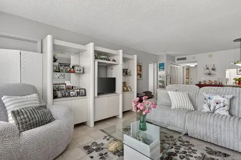 1170 N Federal Highway Fort Lauderdale FL 33304