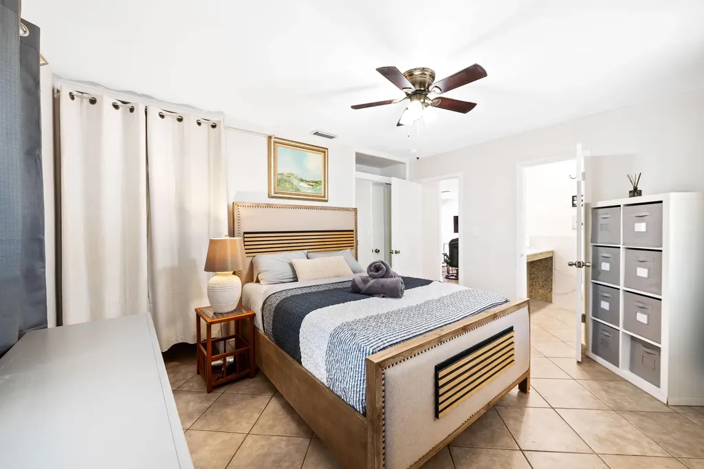 2300 NE 12th Avenue Pompano Beach FL 33064