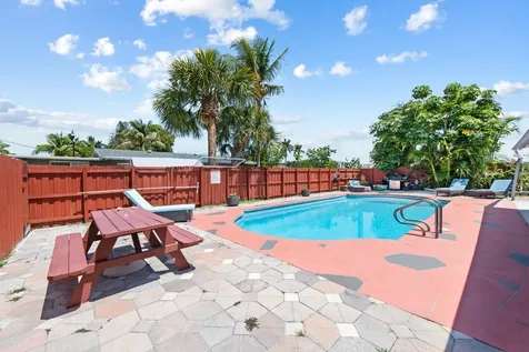 2300 NE 12th Avenue Pompano Beach FL 33064