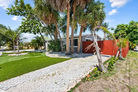 2300 NE 12th Avenue Pompano Beach FL 33064