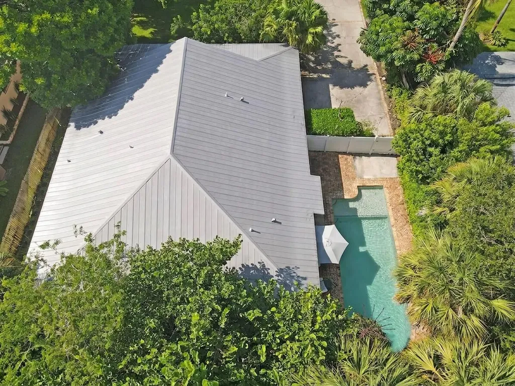 715 SW 25th Place Boynton Beach FL 33435
