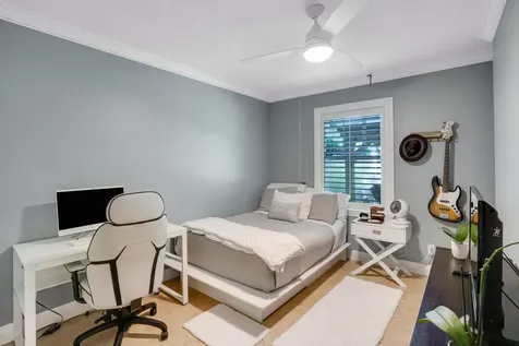 715 SW 25th Place Boynton Beach FL 33435