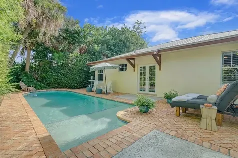 715 SW 25th Place Boynton Beach FL 33435