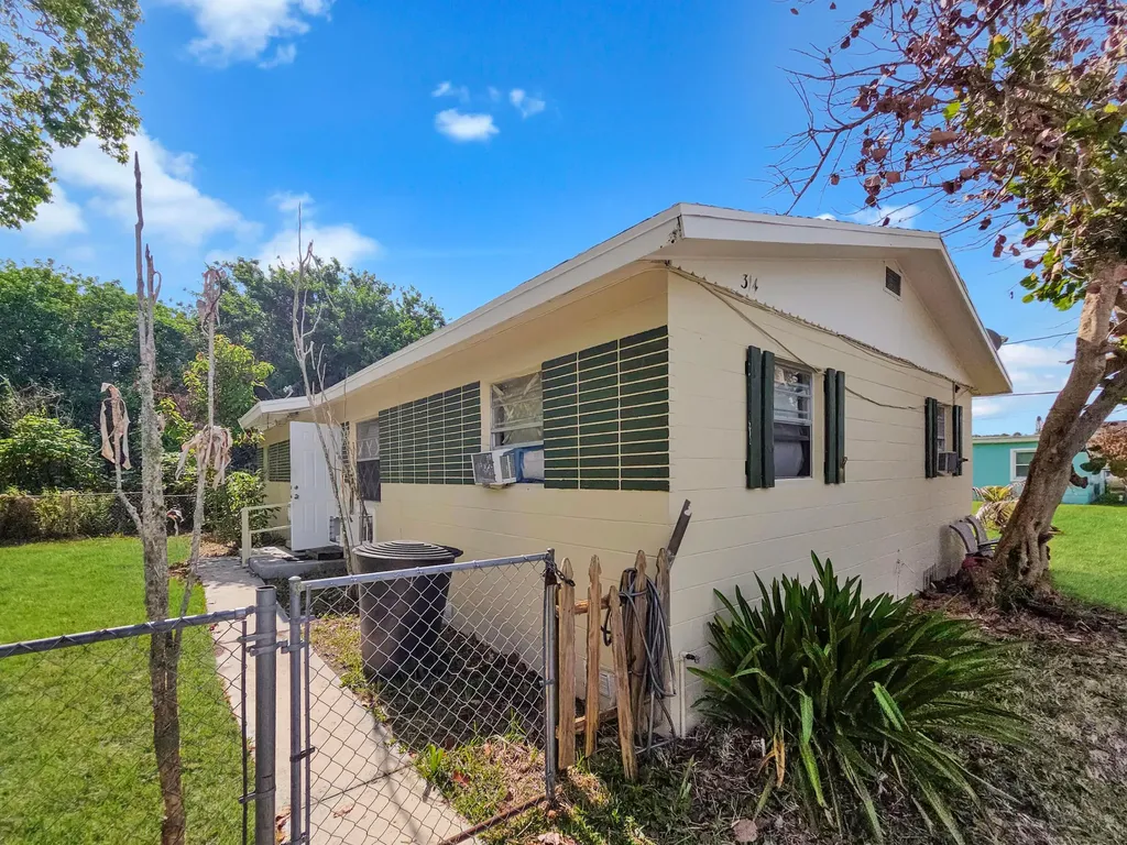 314 Dickson Drive Fort Pierce FL 34982