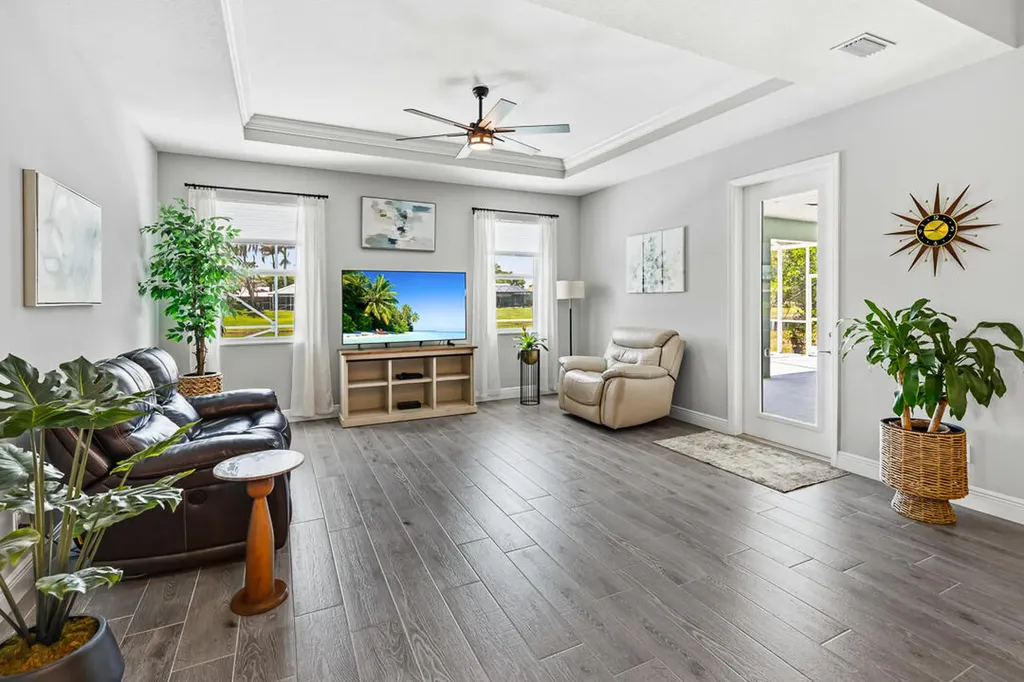 2549 SE Lyman Circle Port St Lucie FL 34952