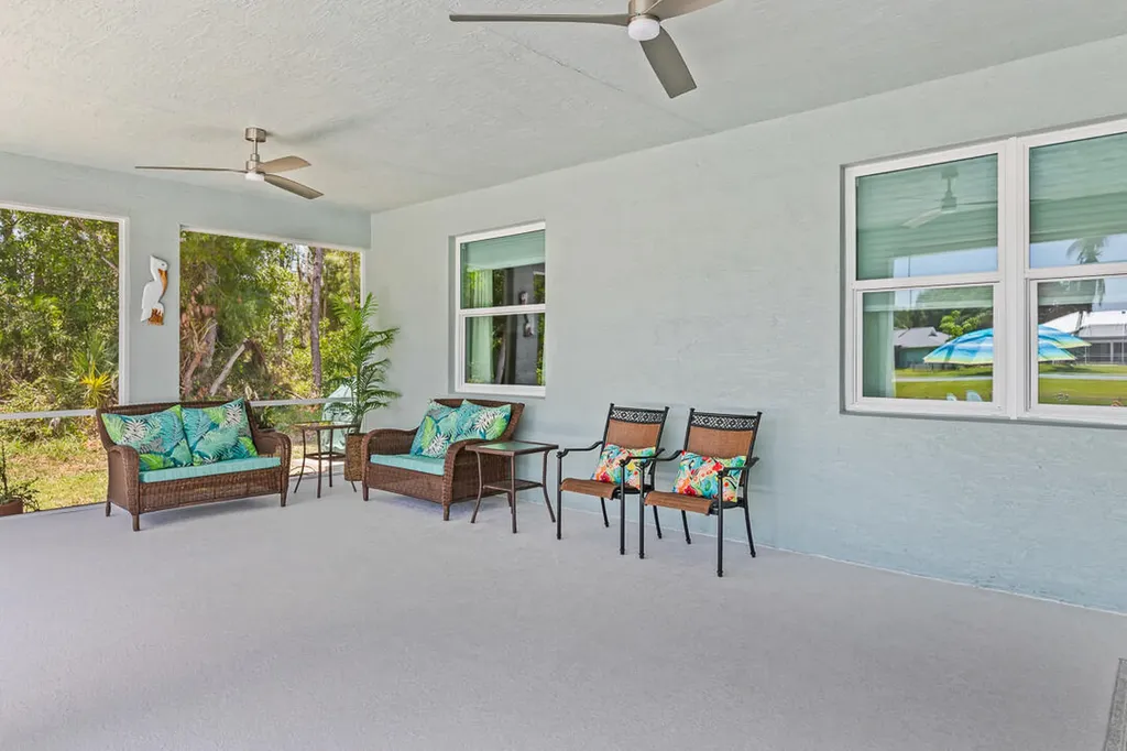 2549 SE Lyman Circle Port St Lucie FL 34952