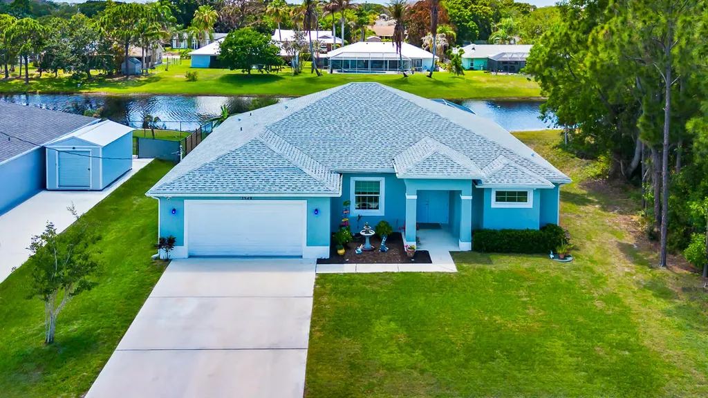 2549 SE Lyman Circle Port St Lucie FL 34952