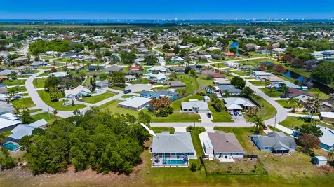 2549 SE Lyman Circle Port St Lucie FL 34952