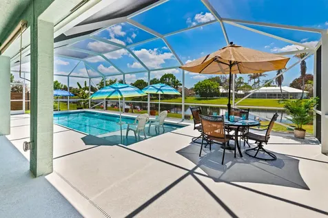 2549 SE Lyman Circle Port St Lucie FL 34952