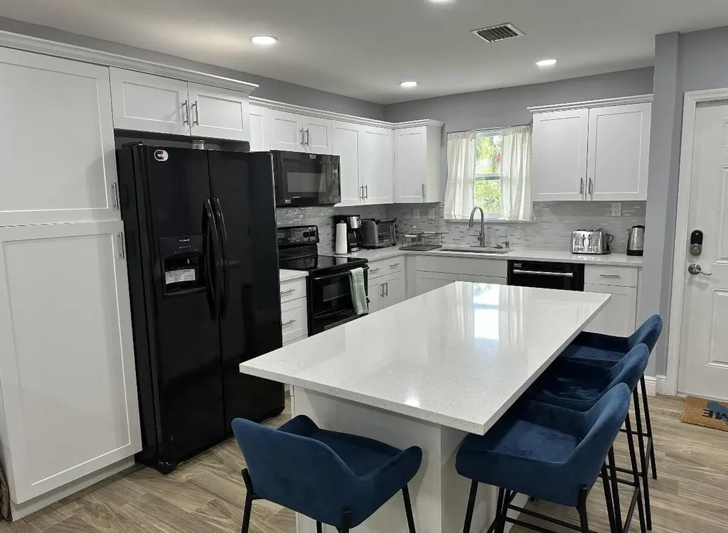 1392 Riverside Circle Wellington FL 33414
