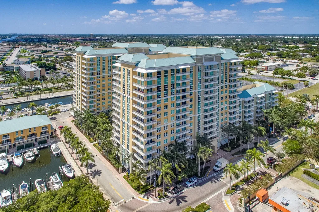 700 E Boynton Beach Boulevard Boynton Beach FL 33435