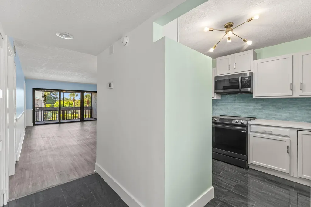 412 Southwind Drive North Palm Beach FL 33408