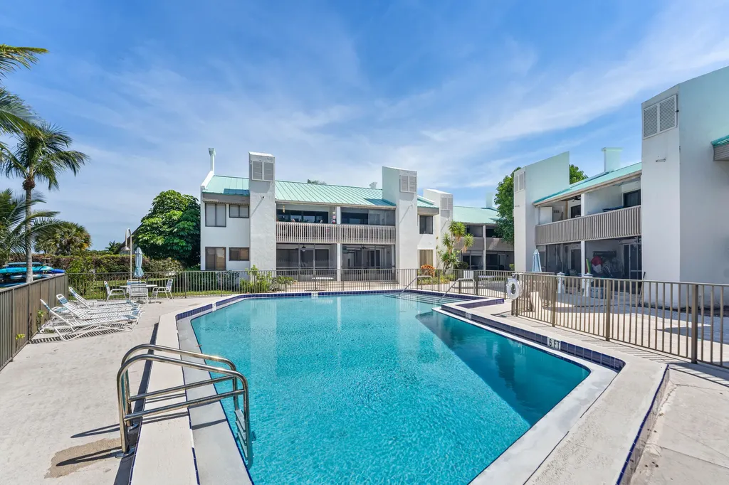 412 Southwind Drive North Palm Beach FL 33408