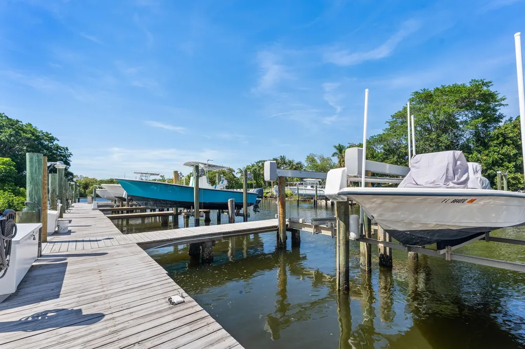 412 Southwind Drive North Palm Beach FL 33408