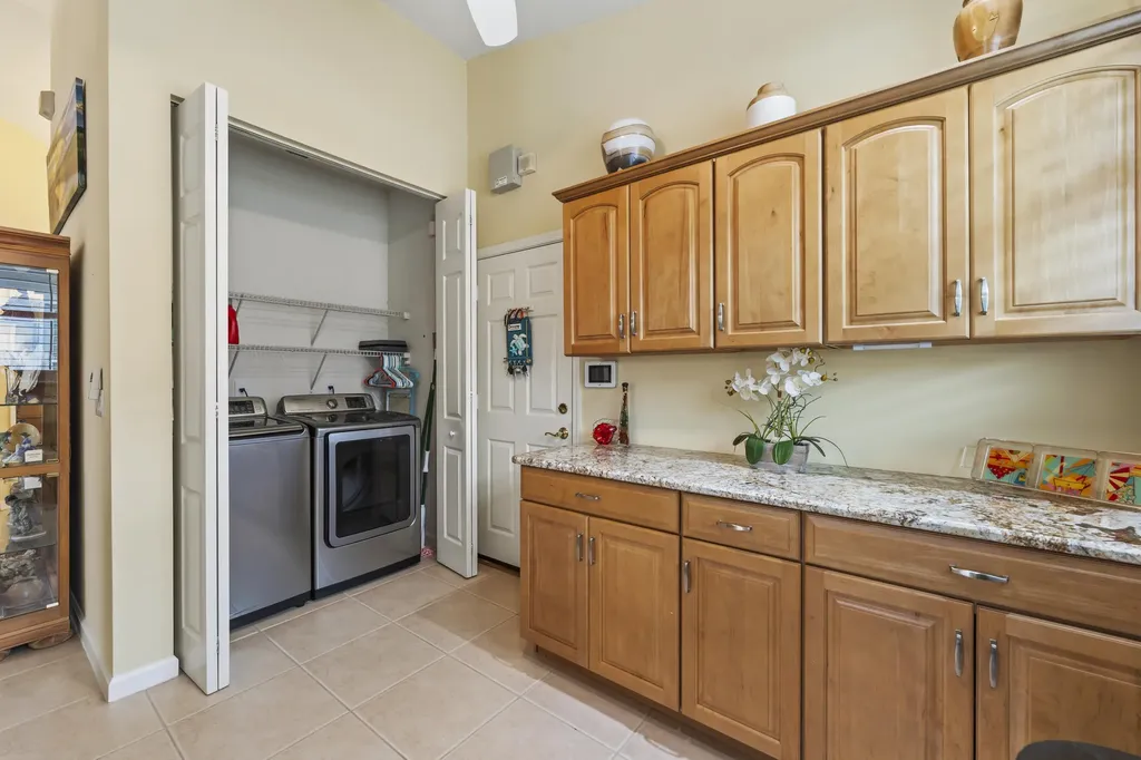 394 Springview Loop Port St Lucie FL 34986