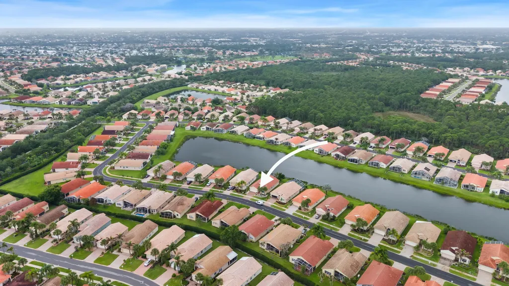 394 Springview Loop Port St Lucie FL 34986