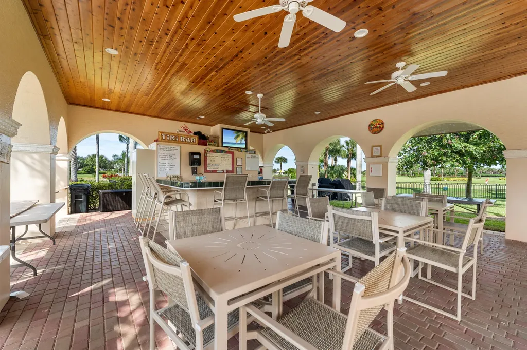 394 Springview Loop Port St Lucie FL 34986