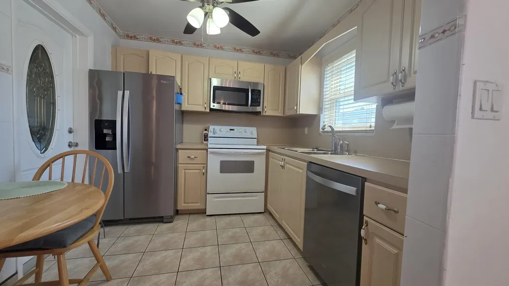 5300 Washington Street Hollywood FL 33021